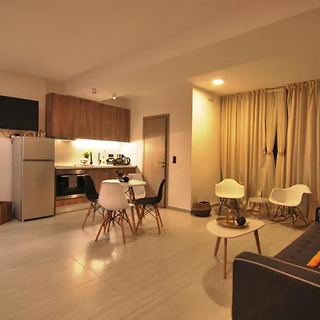 Brand New Cozy Basement * Argostolion