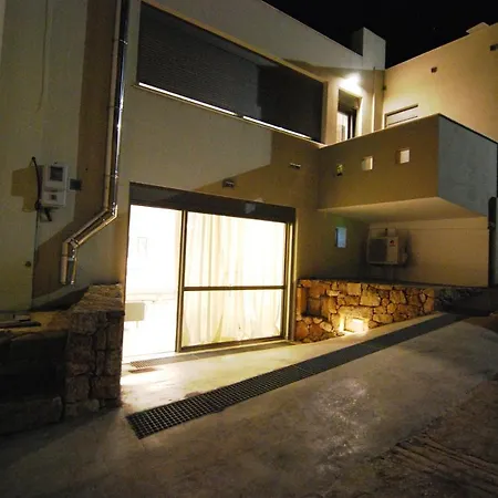 Brand New Cozy Basement * Argostolion